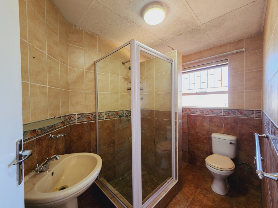 4 Bedroom Property for Sale in Heilige Akker North West